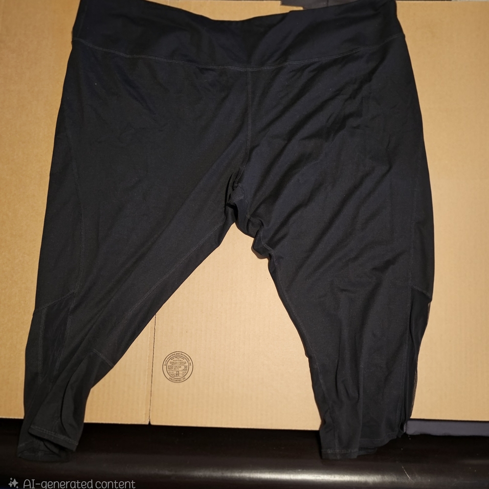 Cato Classic Black Capri Leggings 26/28W - NWOT